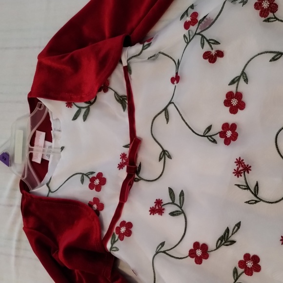 2 Baby dresses - Picture 4 of 9